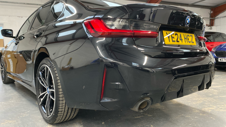 BMW 3 Series 330e M Sport 4dr Step Auto [Pro Pack] Saloon